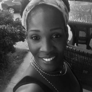 Meet your Posher, Esther